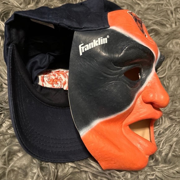 RARE NFL CHICAGO BEARS
FRANKLIN Rally Fan MASK
Fan Rally CAP HTF Collectible - Picture 11 of 13